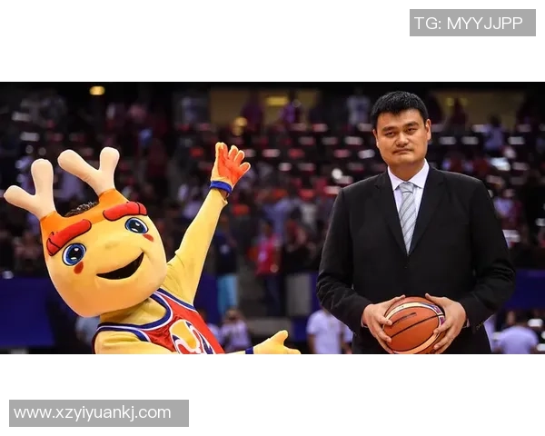 姚明回国接受媒体采访分享篮球生涯与未来发展计划的独家见解