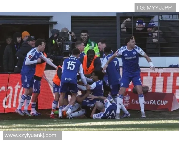 足总杯惊天冷门拜仁6-2狂胜波尔图引发全场震动 足总杯惊天冷门拜仁6-2狂胜波尔图引发全场震动