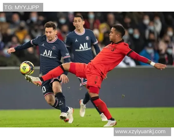 意甲大战尤文图斯狂胜巴黎圣日耳曼红牌事件引发全场热议与转会传闻