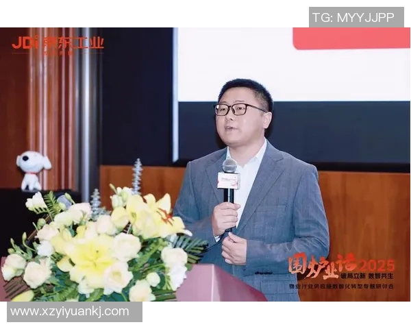 飞盘与梦想交织的旅程:刘强的深度对话与人生启示 飞盘与梦想交织的旅程:刘强的深度对话与人生启示